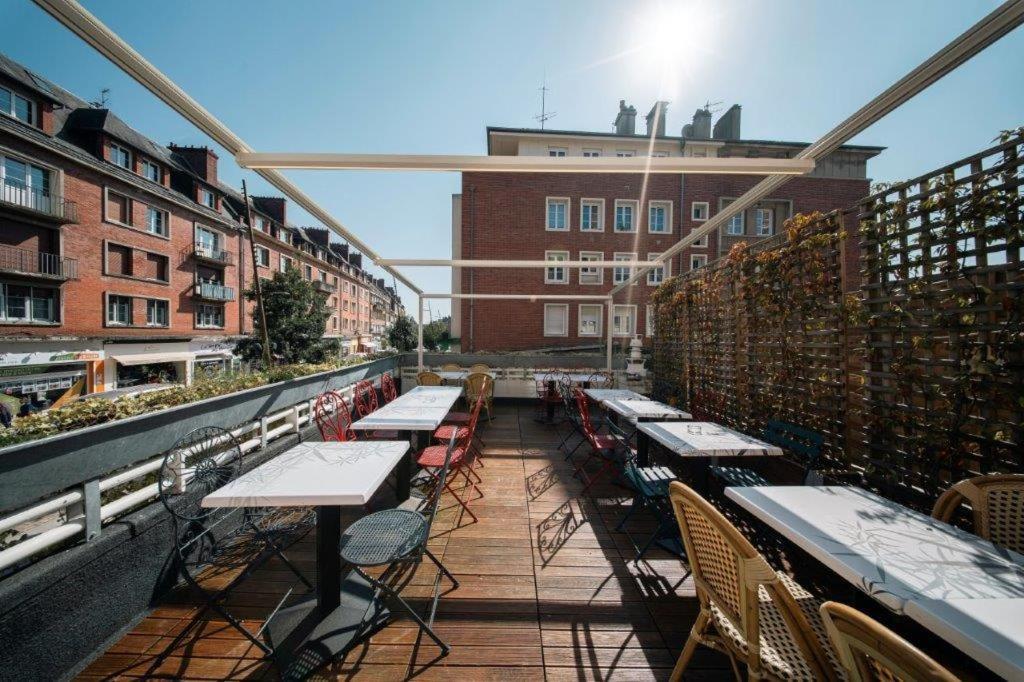 Brit Hotel Privilege Lisieux - La Villa Des Arts Dış mekan fotoğraf