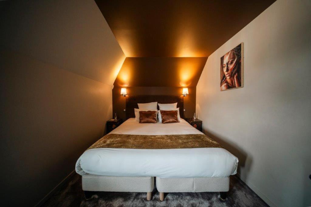 Brit Hotel Privilege Lisieux - La Villa Des Arts Dış mekan fotoğraf