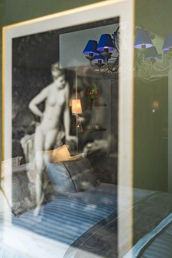 Brit Hotel Privilege Lisieux - La Villa Des Arts Dış mekan fotoğraf