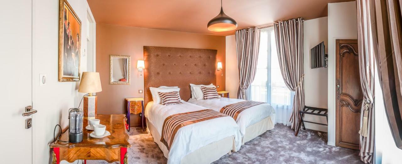 Brit Hotel Privilege Lisieux - La Villa Des Arts Dış mekan fotoğraf