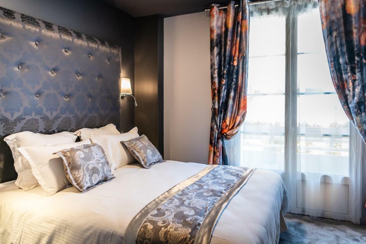 Brit Hotel Privilege Lisieux - La Villa Des Arts Dış mekan fotoğraf